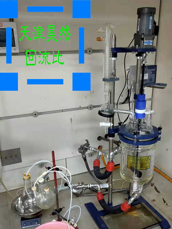 09實驗室反應精餾裝置現場